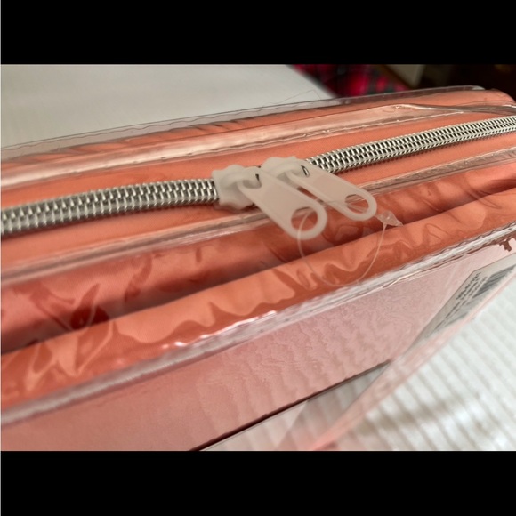 NWT JENNIFER ADAMS DUVET COVET SET PO3137 ITS A PEACH CORAL COLOR - Picture 5 of 5